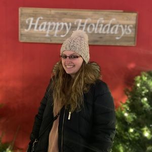 Meet your Posher, Makayla